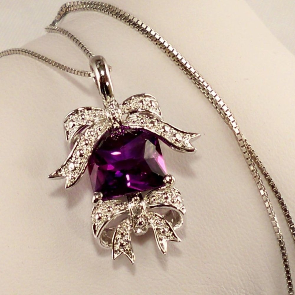 NEW Purple Cubic Zirconias Silver Bow DESIGNER Necklace